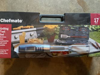 Brand New - Chef mate 17 Piece Grilling Tool Set In Vista 