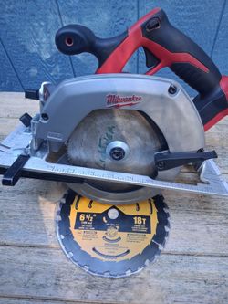 Milwaukee M18 6 1/2" Circular Saw