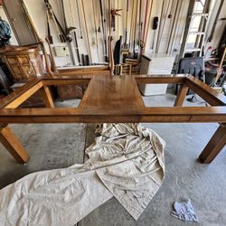 Thomasville Dining Room Table