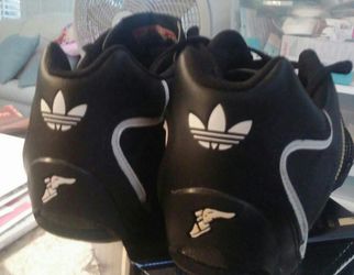 gradualmente Dedos de los pies ajustar Adidas adi racer low goodyear for Sale in Hacienda Heights, CA - OfferUp