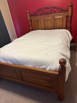 Queen bed