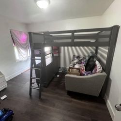 Full size loft bed