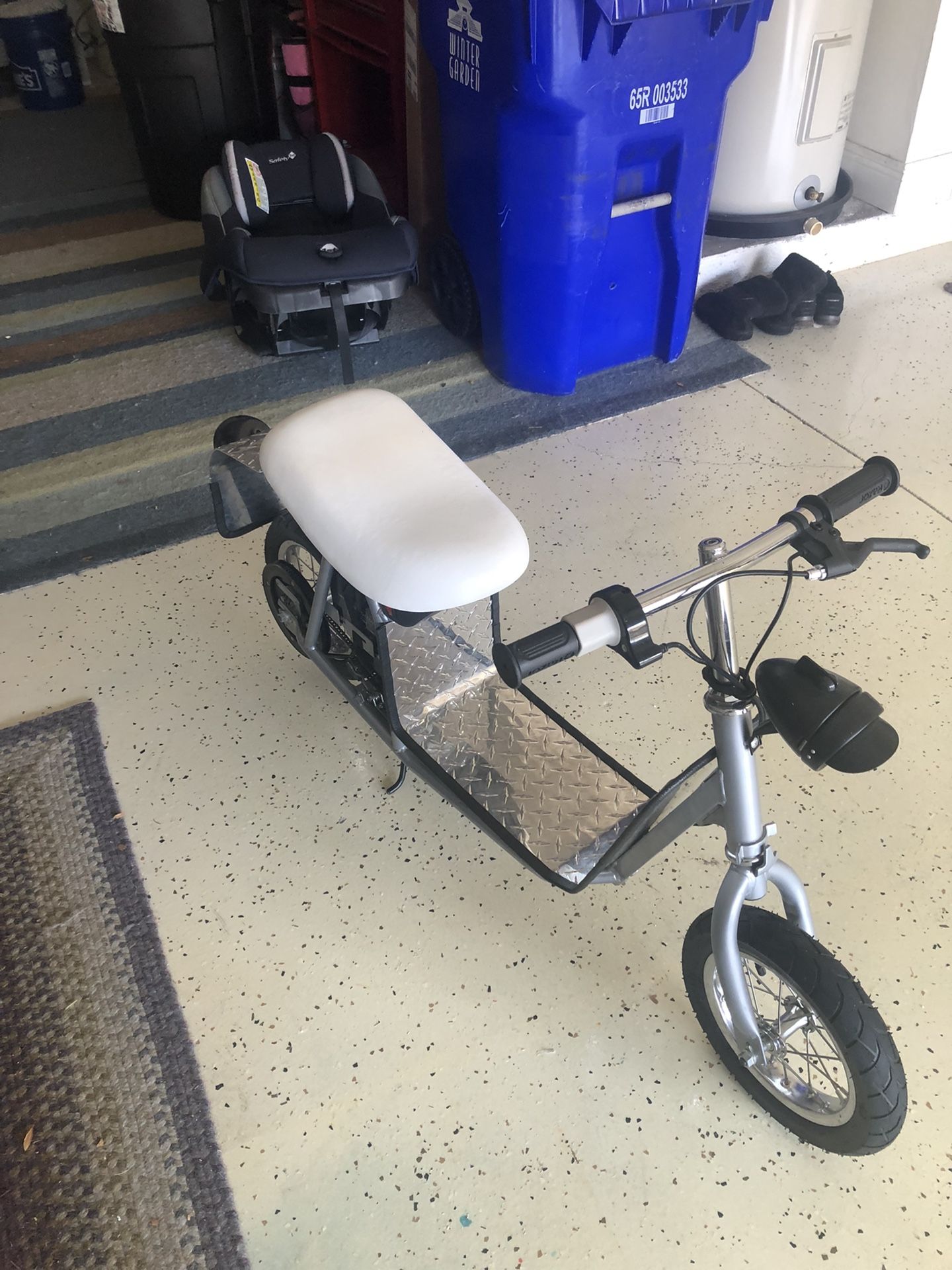 Razor 24 Volt Mod Pod Electric Scooter In Fantastic Condition