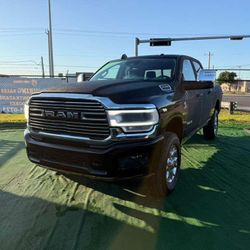 2024 Ram 2500 Crew Cab Laramie (4X4 6.7 6C
