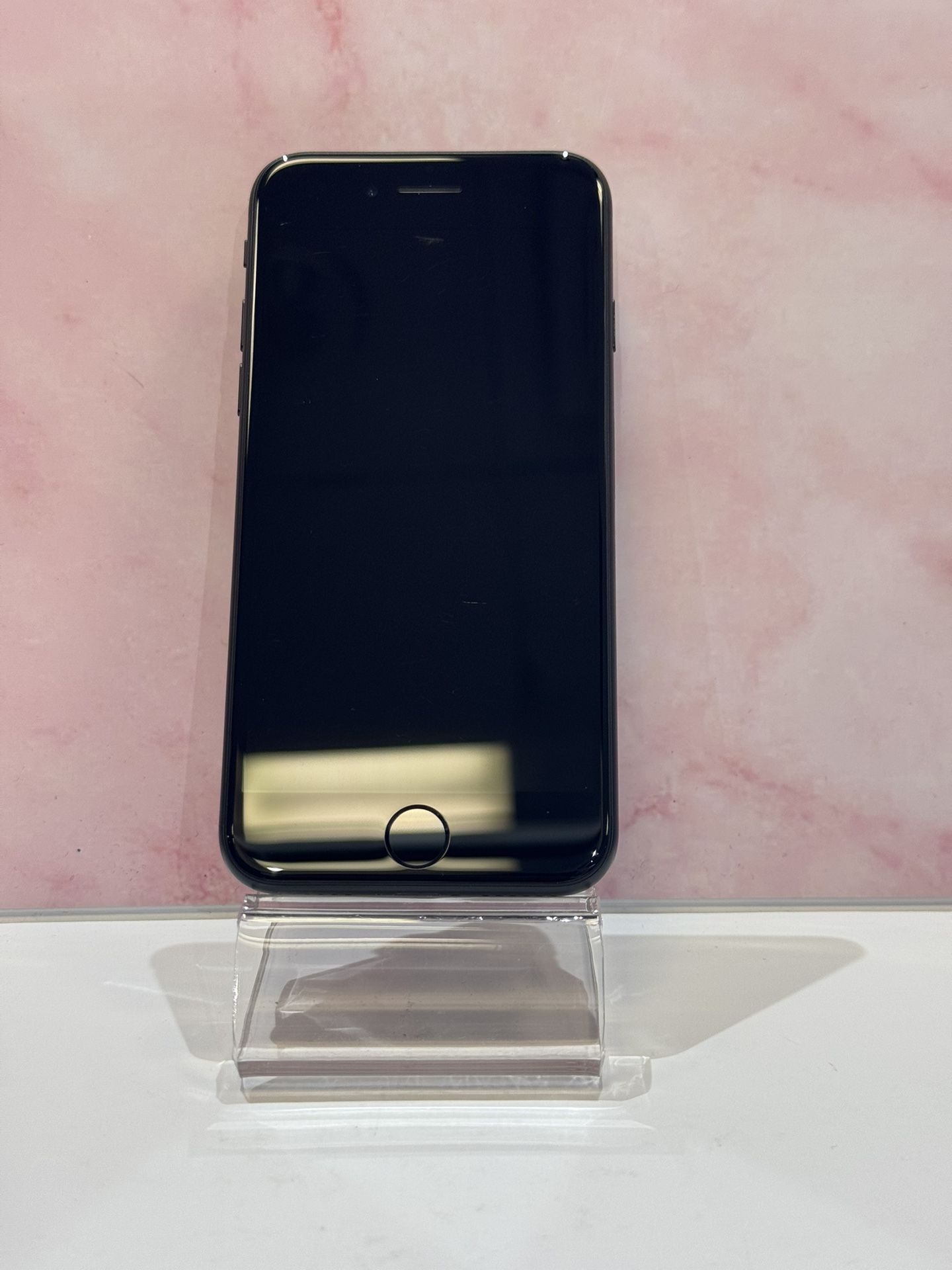 iPhone SE 2020 64GB Unlocked