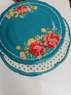 Pioneer woman stoneware