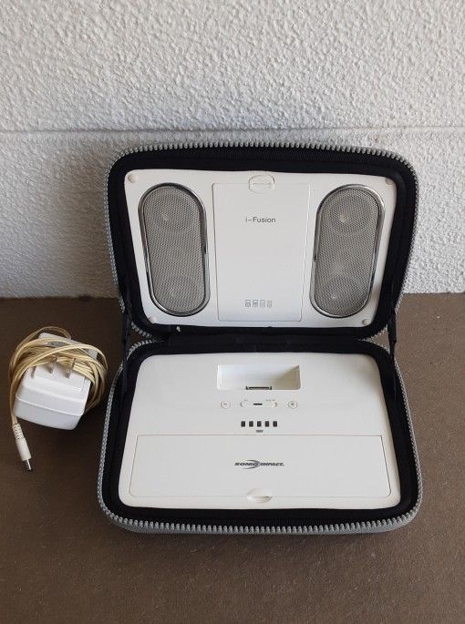 Sonic Impact i-Fusion Model 5085 Speaker System for iPodÂ