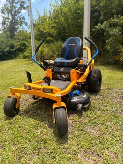 Cub Cadet Ultima ZT1 42E Lithium-lon Zero Turn Mower