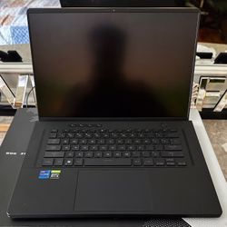 ASUS ROG Zephyrus M16 – i9 / RTX 3070 Ti / 1TB – Excellent Condition