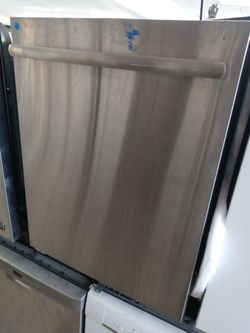 Jenn-Air stainless steel dishwasher with stainless tub - Free delivery