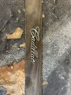 Emblem Cadillac 