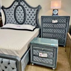 Take Home Pay Later Only $39 Down Payment 🌟Cameo Bedroom Furniture Set Fast Delivery 🚚Extra Discount Code RSG 
🔥🔥 Mention OfferUp for this Special