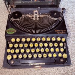 Vintage- Remington Portable Typewriter  from February 1926 - 100 Years Old!