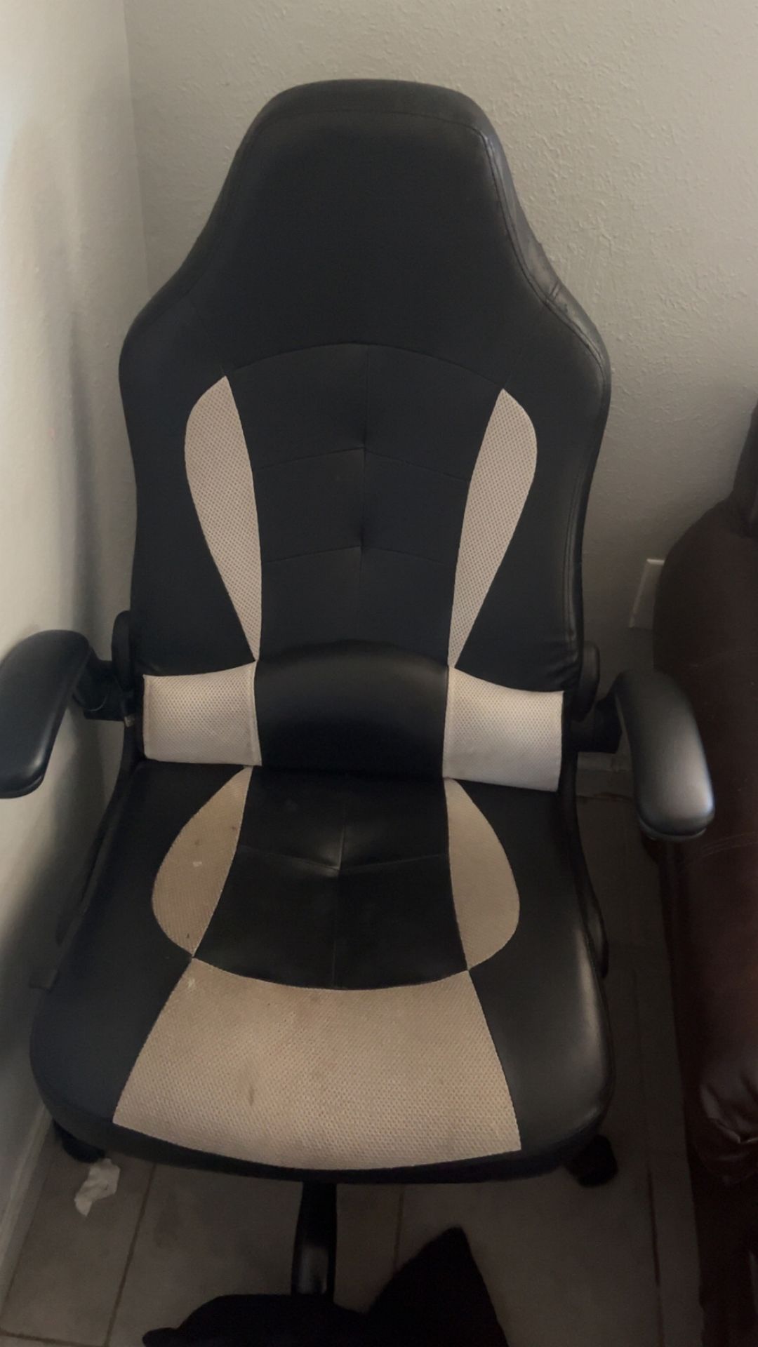 Gaming Chair/Office Chair