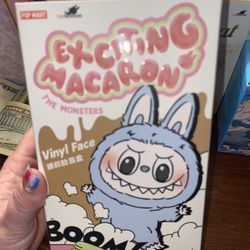Exciting Macaron Labubu * Sesame Bean* 