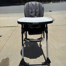 Baby Trend A La Mode Snap Gear 5-in-1 High Chair, Gray Color