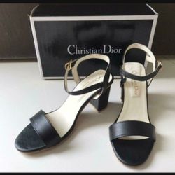 Black Heel 