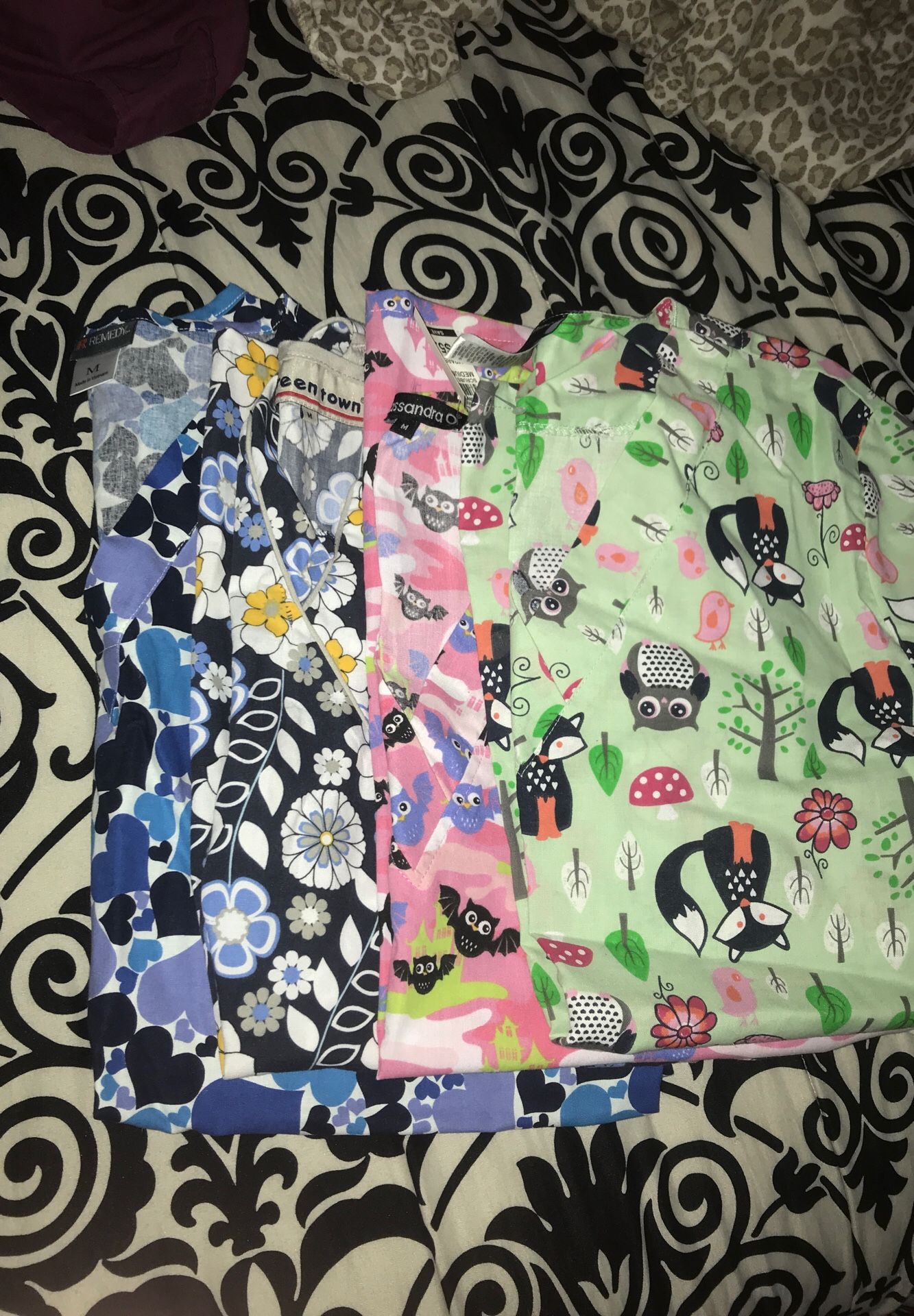 Medium Scrub Tops