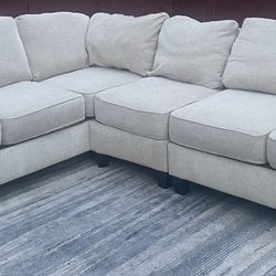 Ashley Furniture Beige 3-piece Sectional 