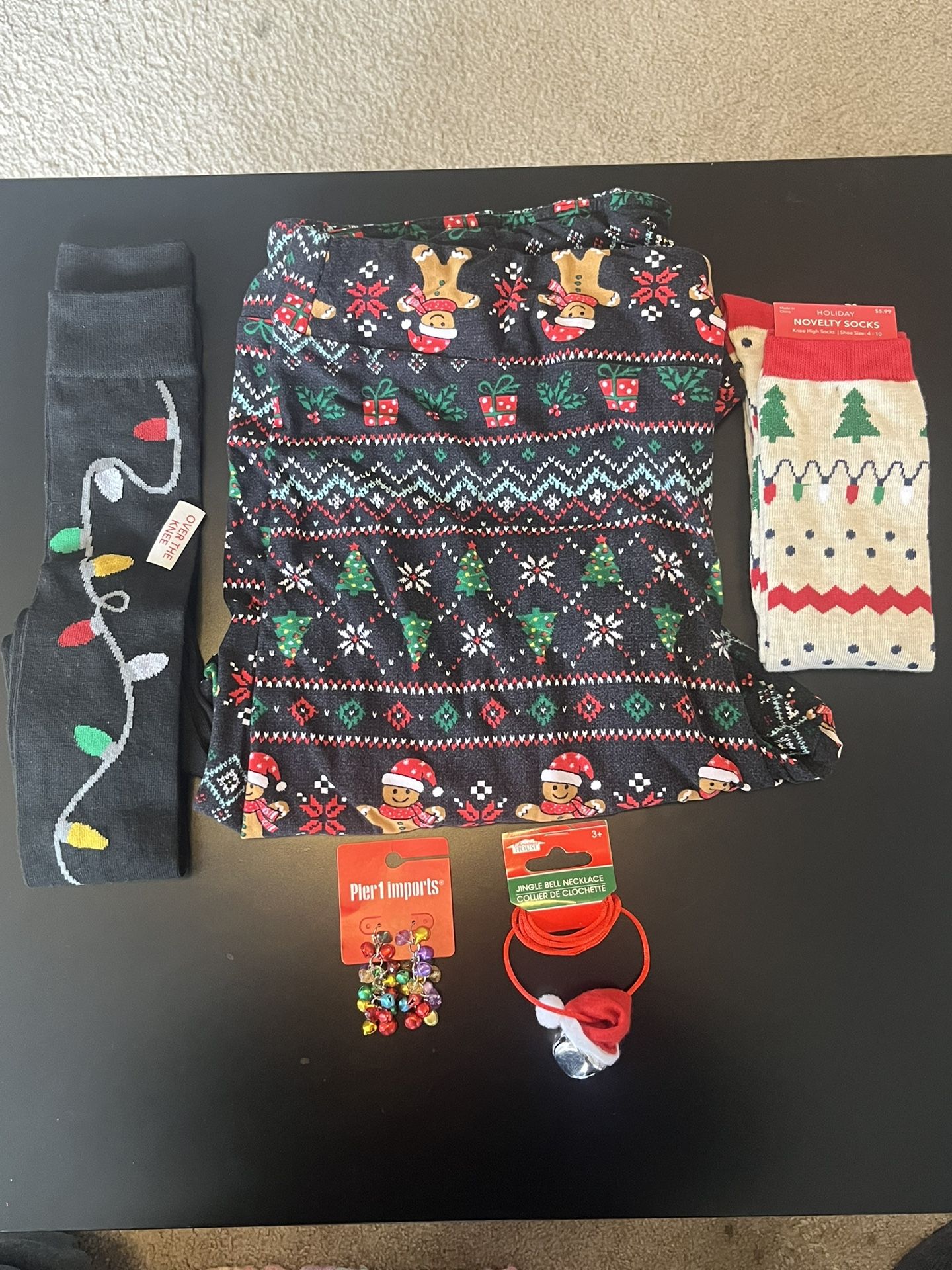 Christmas Cheer Bundle! Jewelry, Socks, Leggings