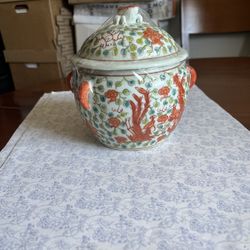 Vintage Chinese Pot