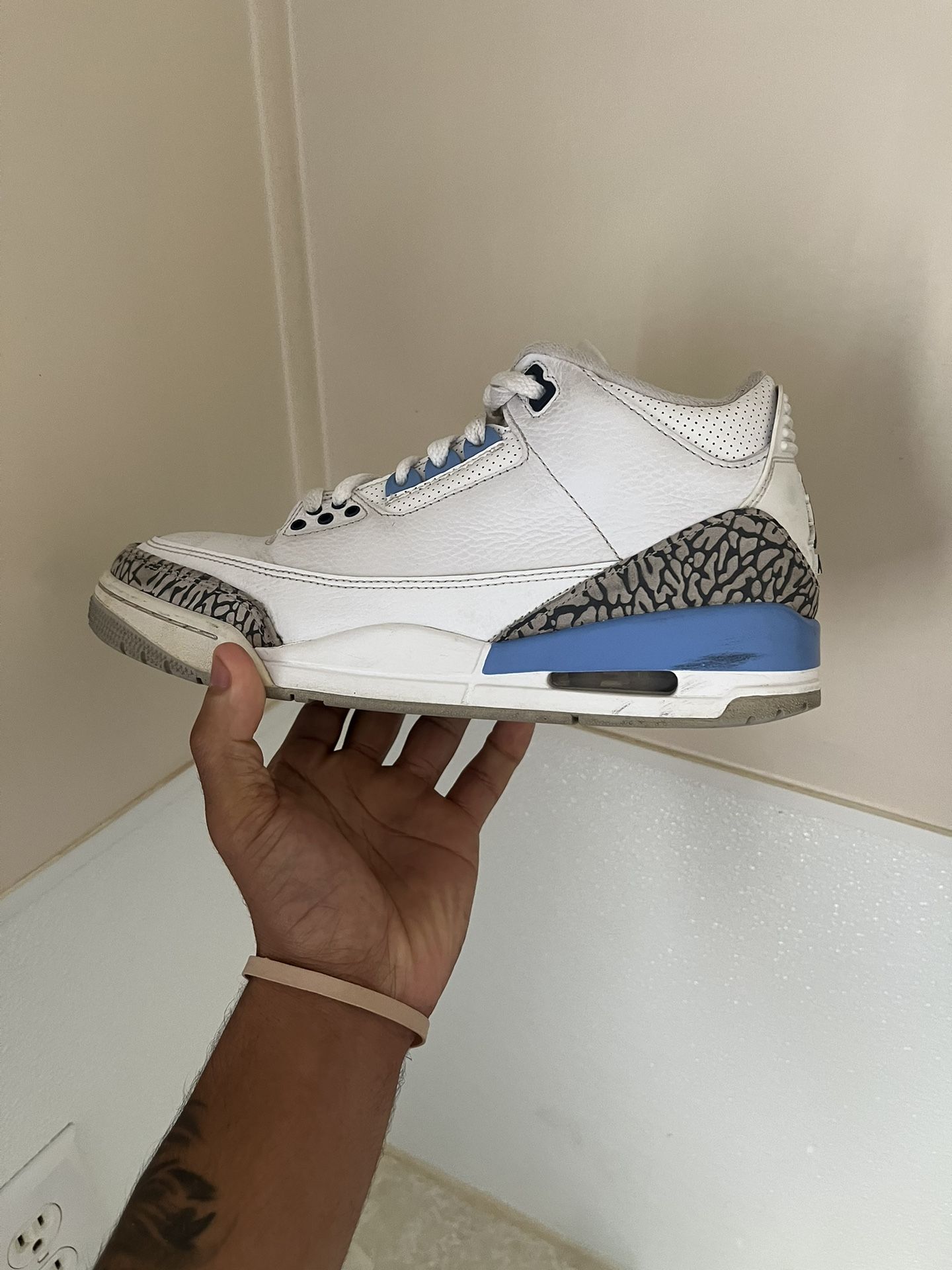 Jordan 3 Size 8.5 Men