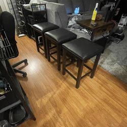 Bar stools: 3 dark cappuccino  black leather bar stool set