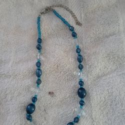 Blue Turquoise Beaded Necklace Nice Costume Jewelry Vintage