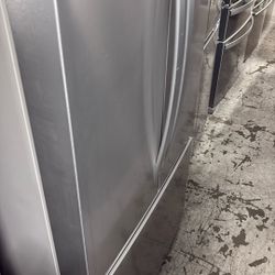 Whirlpool Refrigerator 