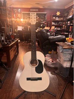 Sunlite 3/4 Acoustic Guitar - Nice!