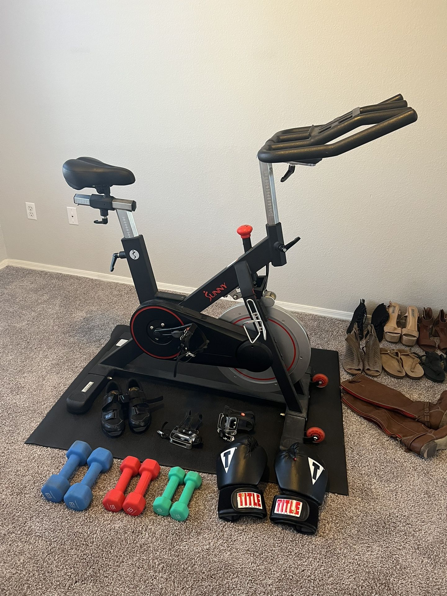 Sunny Bike + Accessories