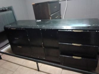 Vintage Dresser 9 drawers