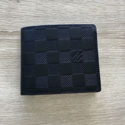 Louis Vuitton Monogram Bi-Fold Wallet (Black) 
