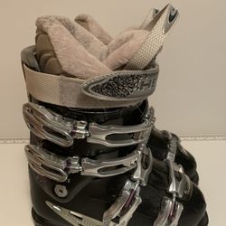 Head Ski Boots. Size 23-23.5