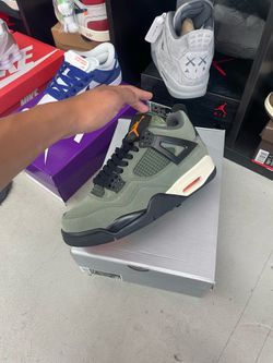 Nike Air Jordan 4 Retro Undefeated