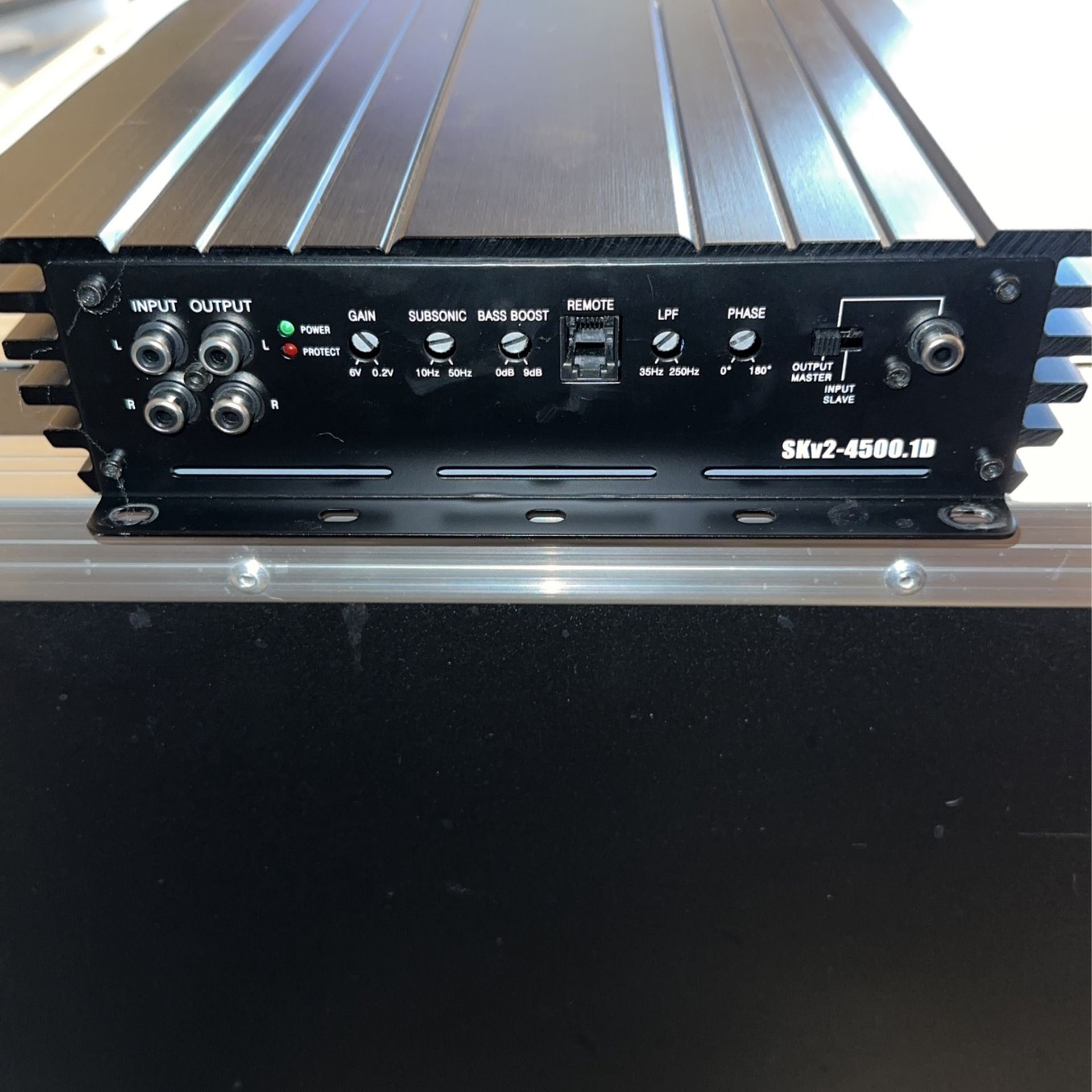 Skar Skv2-4500.D Competition Amplifier