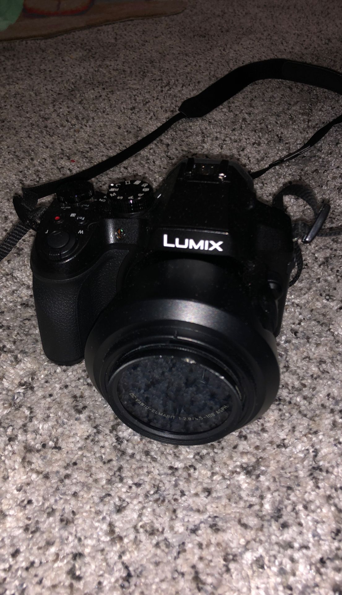 Lumix fz300 4K camera