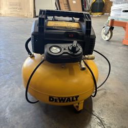 DeWalt Compressor 