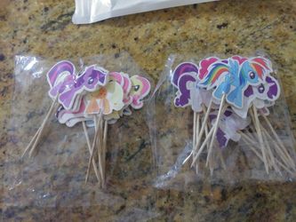 My little pony cupcake toppers