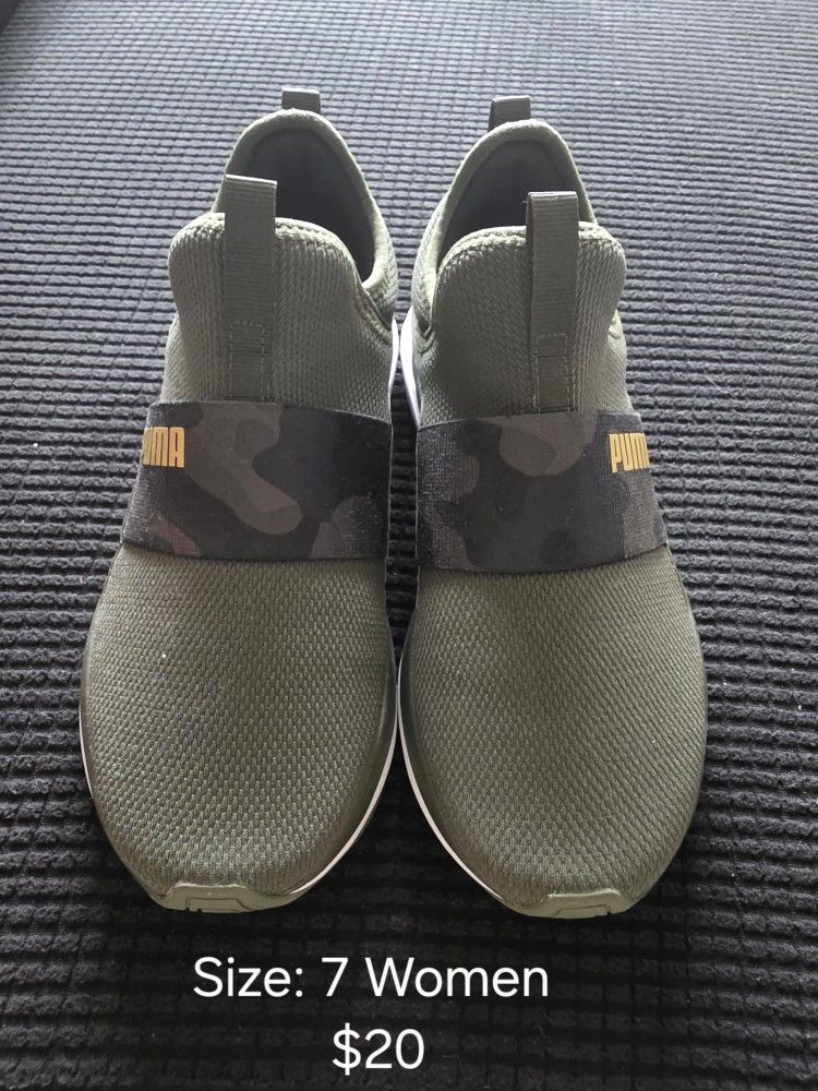 Women Puma Shoes $20