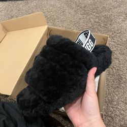Black Fluff Yeah Ugg Slides 