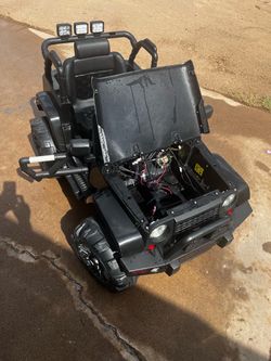 Jeep kids power wheels like new