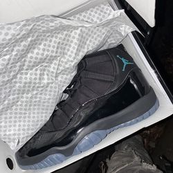 Air Jordan 11 gamma blue