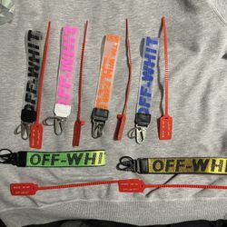 OFF-WHITE KEYCHAINS 