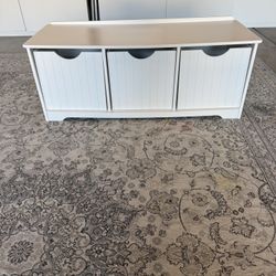 White, 3-drawer Chest/storage