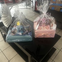 Valentine’s Arrangements 