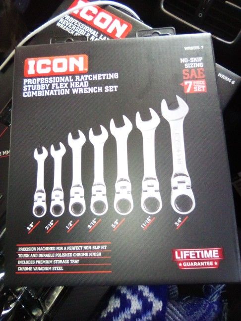 Icon Professional Ratcheting Stubby Flex Head Combination Wrench 