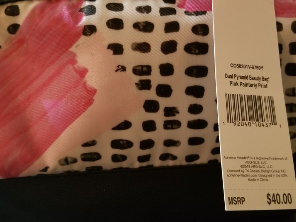 Adrienne Vittadini Beauty Bag