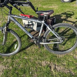 4300 TREK 26 Inches   $145 