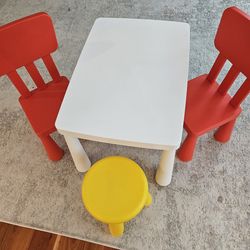 Ikea kids table and chairs set